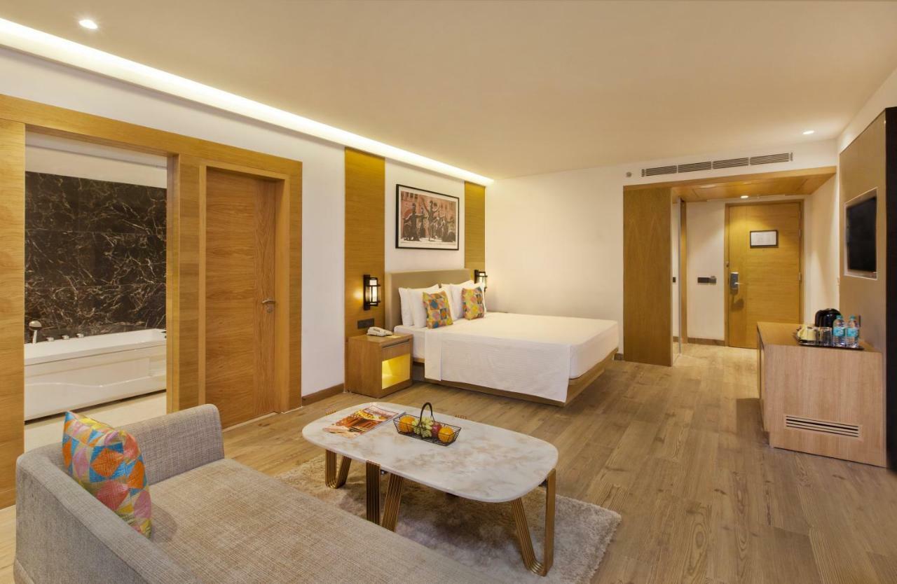 Country Inn Premier Amritsar, 10 Min From Golden Temple Esterno foto